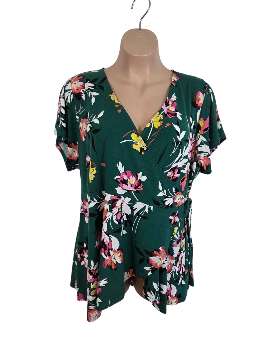 Torrid Faux Wrap Green Pink Yellow Tropical Flower Short Sleeve Blouse Size 4